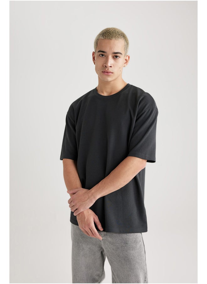 DeFacto - Man Oversize Fit Crew Neck Short Sleeve Knitted T-Shirt - Image 1