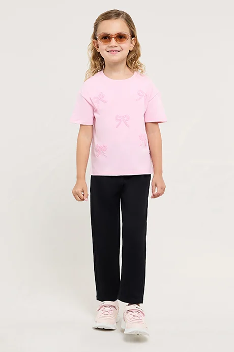 أر أند بي Solid Straight Fit Jeans with Button Closure