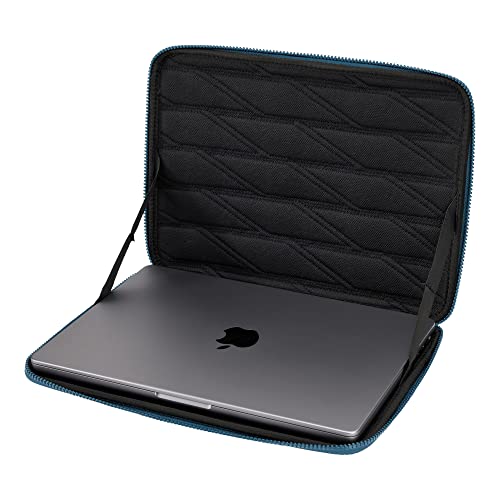 Thule Gauntlet MacBook® Pro Sleeve 14" - Image 4