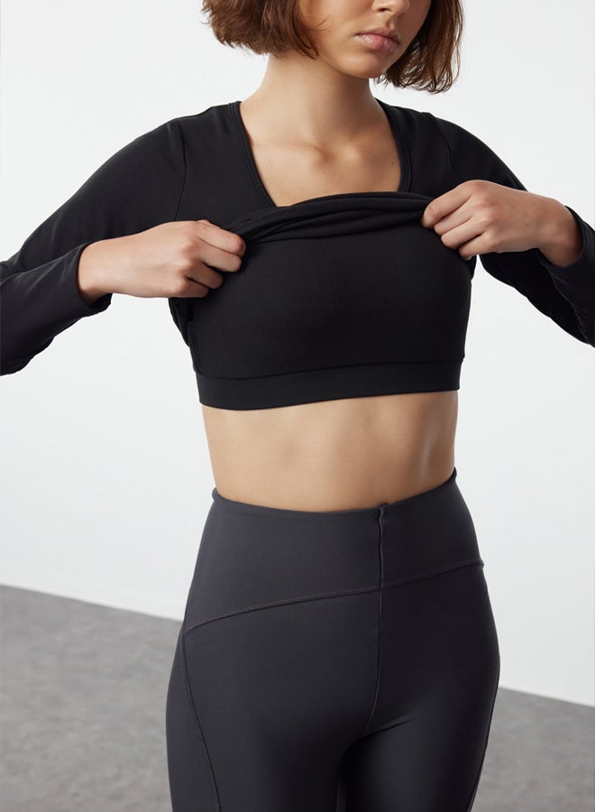 trendyol Black Brushed Soft Fabric 2 Layers Padded Reflective Printed Yoga Knitted Sports Top/Blouse THMAW25BZ00003  - Image 4