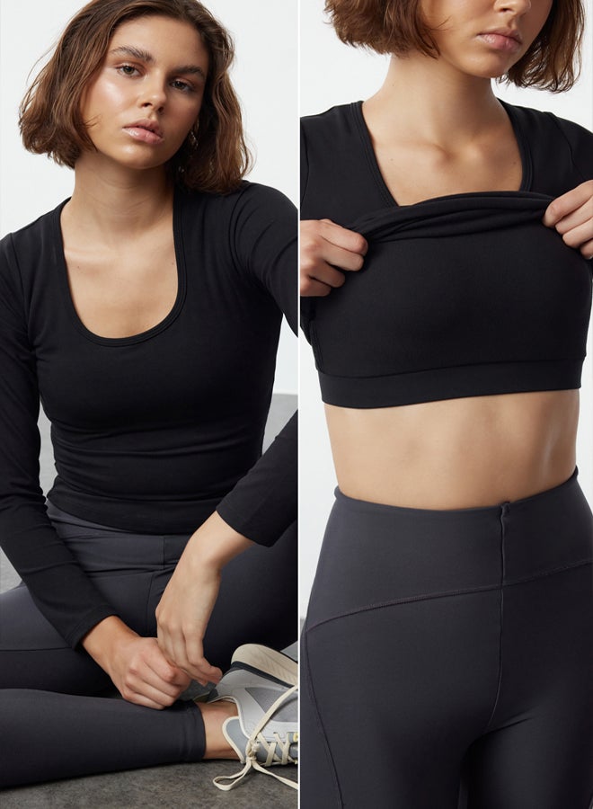 trendyol Black Brushed Soft Fabric 2 Layers Padded Reflective Printed Yoga Knitted Sports Top/Blouse THMAW25BZ00003  - Image 2