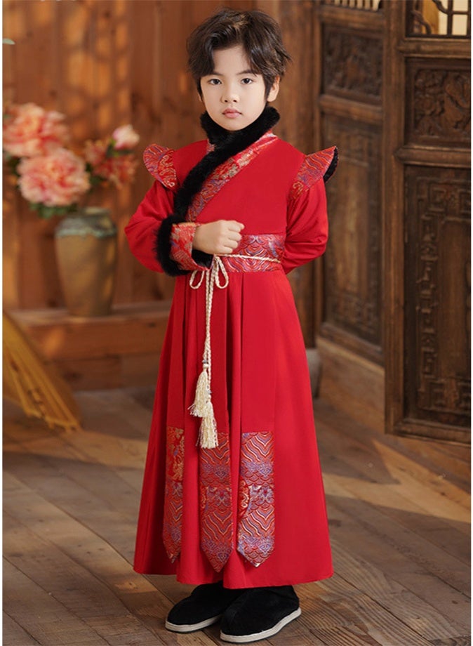 ليانغ سان تشي الصبيان يرتدون الزي الصيني التقليدي، والأطفال يرتدون الزي العسكري القديم - Image 3