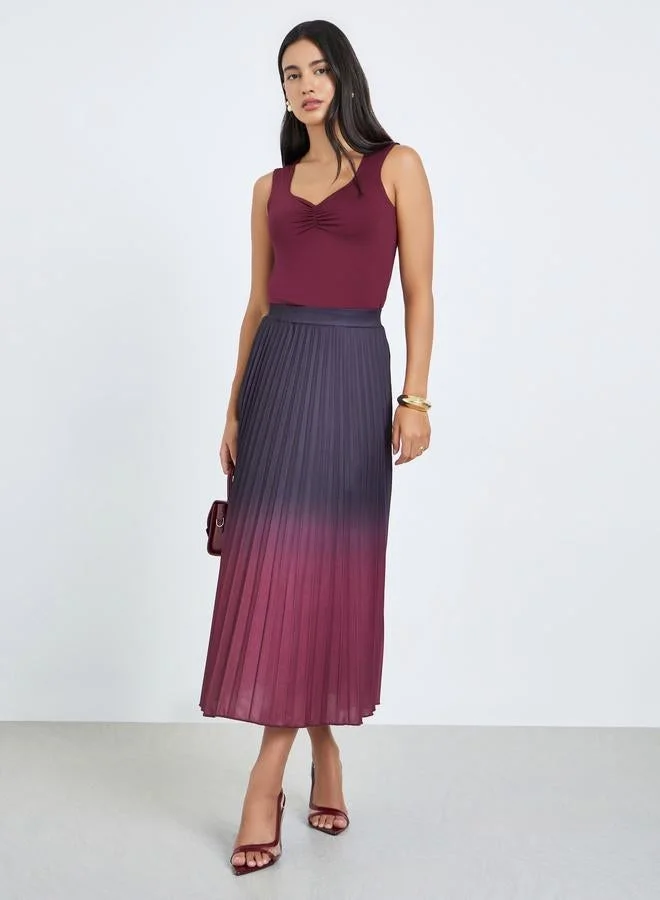 ستايلي Burgundy Sweetheart Neck Sleeveless Tank Top