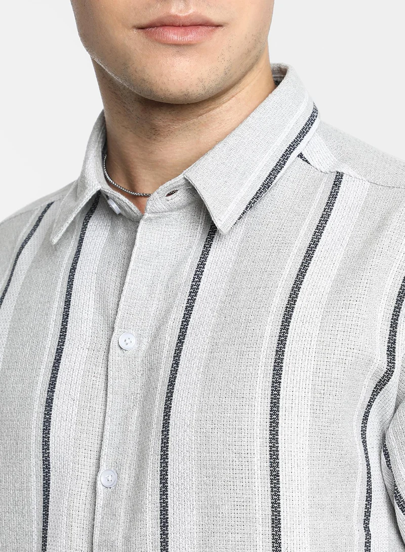 Campus Sutra Men's Ash Grey Unbalanced Striped Shirt