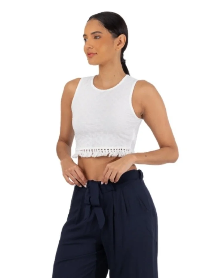 HaILYS Sleeveless Textured Crop Top with Tassel Hem - White