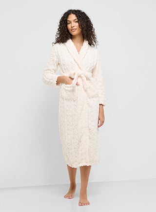 Plush Terry Bath Robe - pzsku/Z6B3787E99B6F7CB766A3Z/45/1751732705/0d0d82a5-77ae-44ff-b91f-a7f3fe3a9d59