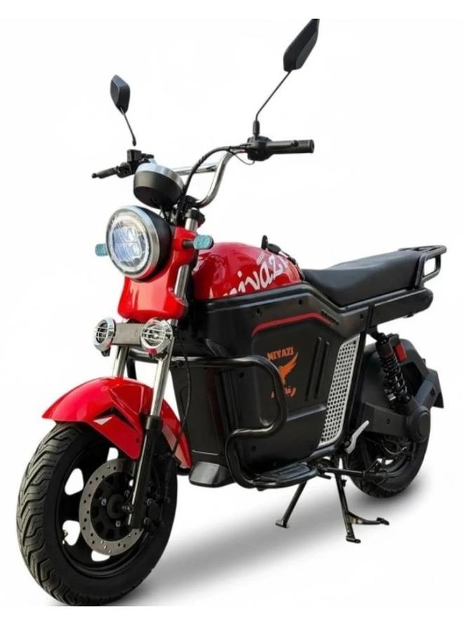 Large GXR-like motorcycle 2026 - Image 1