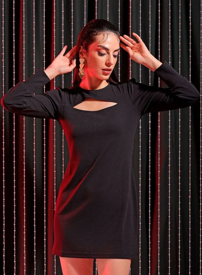 مرفوعة Women Regular Fit Solid Round Neck Long Sleeve Cut Out Dress