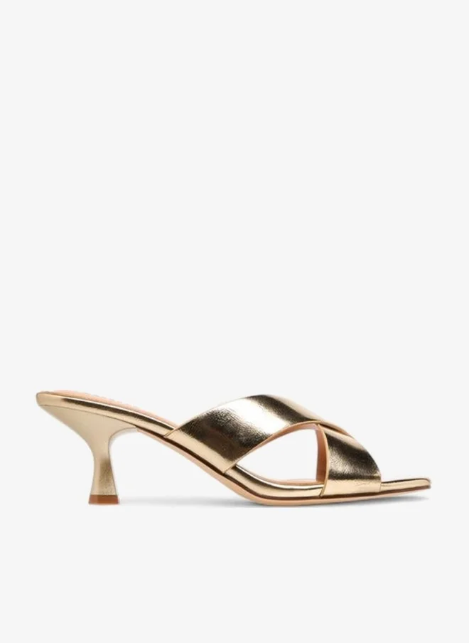 سيليست صنادل نسائية بكعب هريرة متقاطع