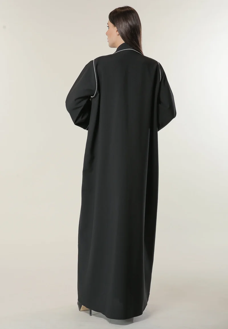 Moistreet Piping & Buttons Detailing Abaya