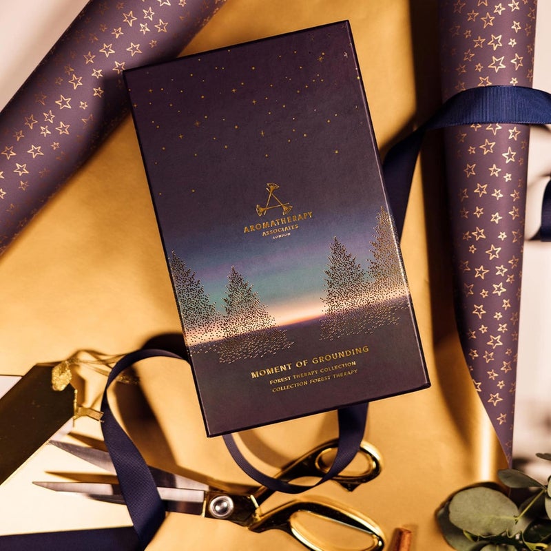 Aromatherapy Associates Moment of Grounding Luxurious Holiday Gift Set Includes Forest Therapy Bath Shower Gel Pure Essential Oil Blend and Candle 1 count - Image 3