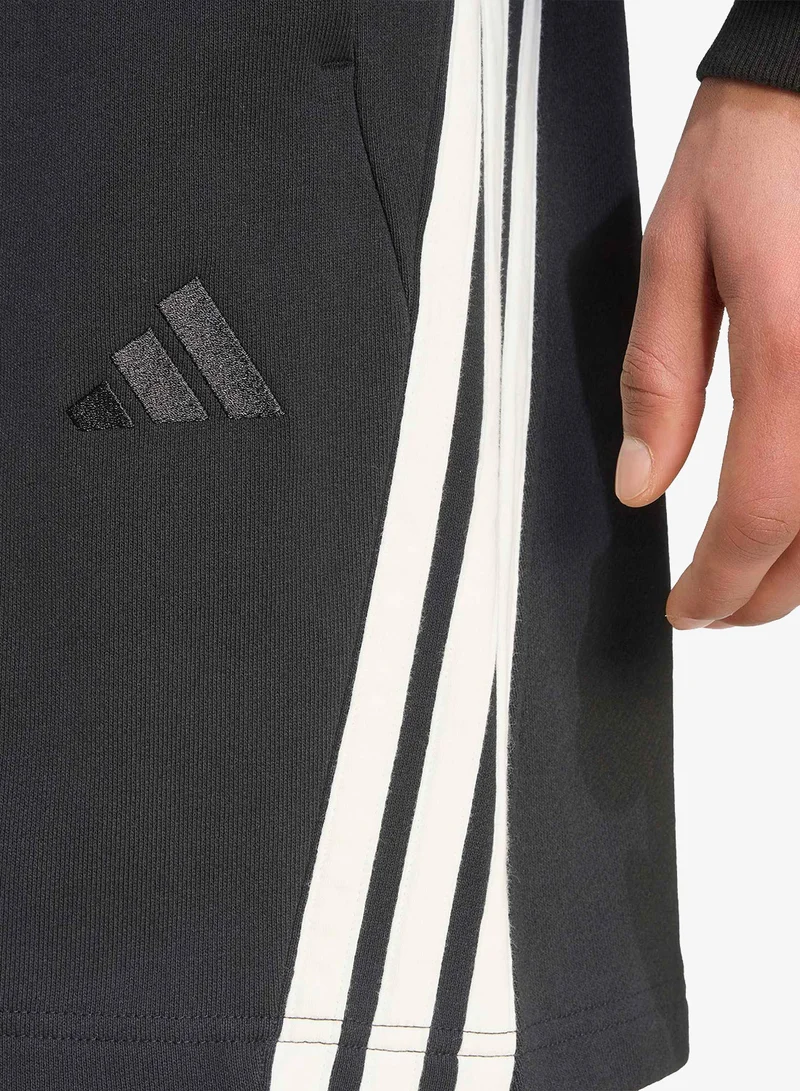 Adidas BLACK/OWHITE 7" 7" 3-Stripes Essential Shorts for Men | Best Price UAE