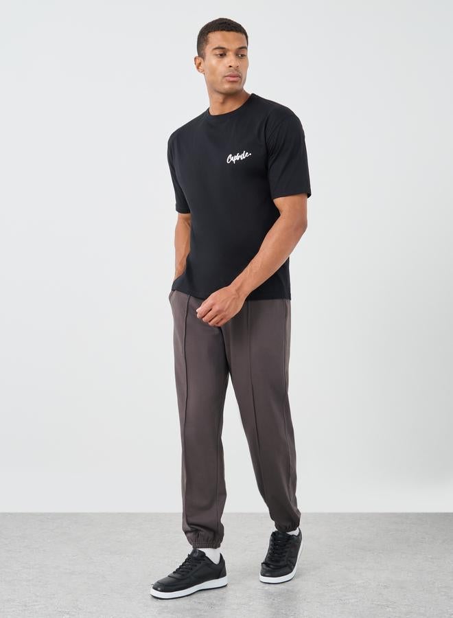 Styli Styli Men Coffee Brown Solid Pintuck Relaxed Fit Joggers  - Image 2
