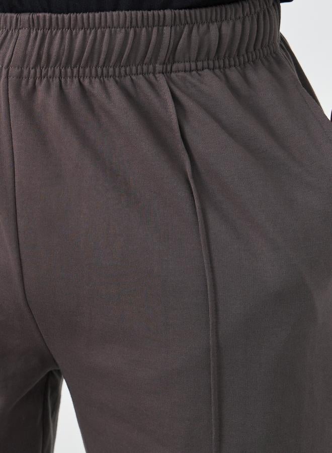 Styli Styli Men Coffee Brown Solid Pintuck Relaxed Fit Joggers  - Image 3