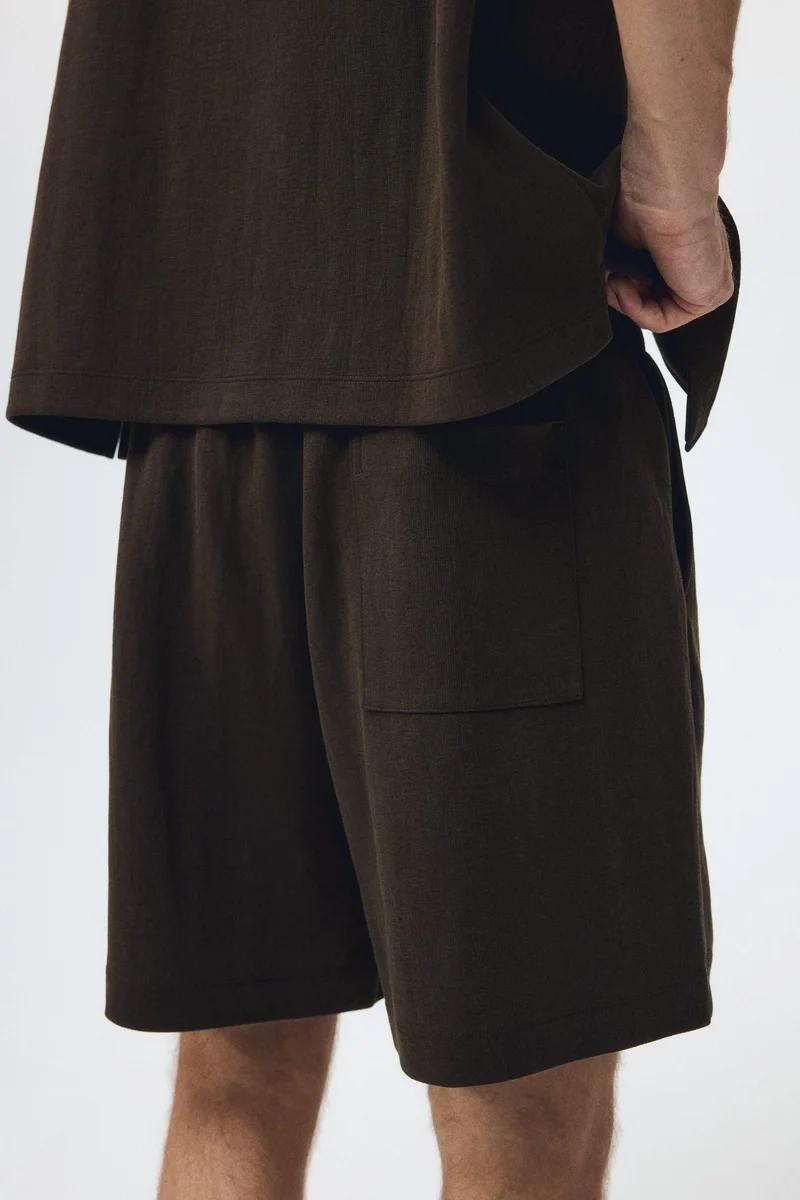H&M  Relaxed Fit Interlock shorts for Men | Best Price UAE