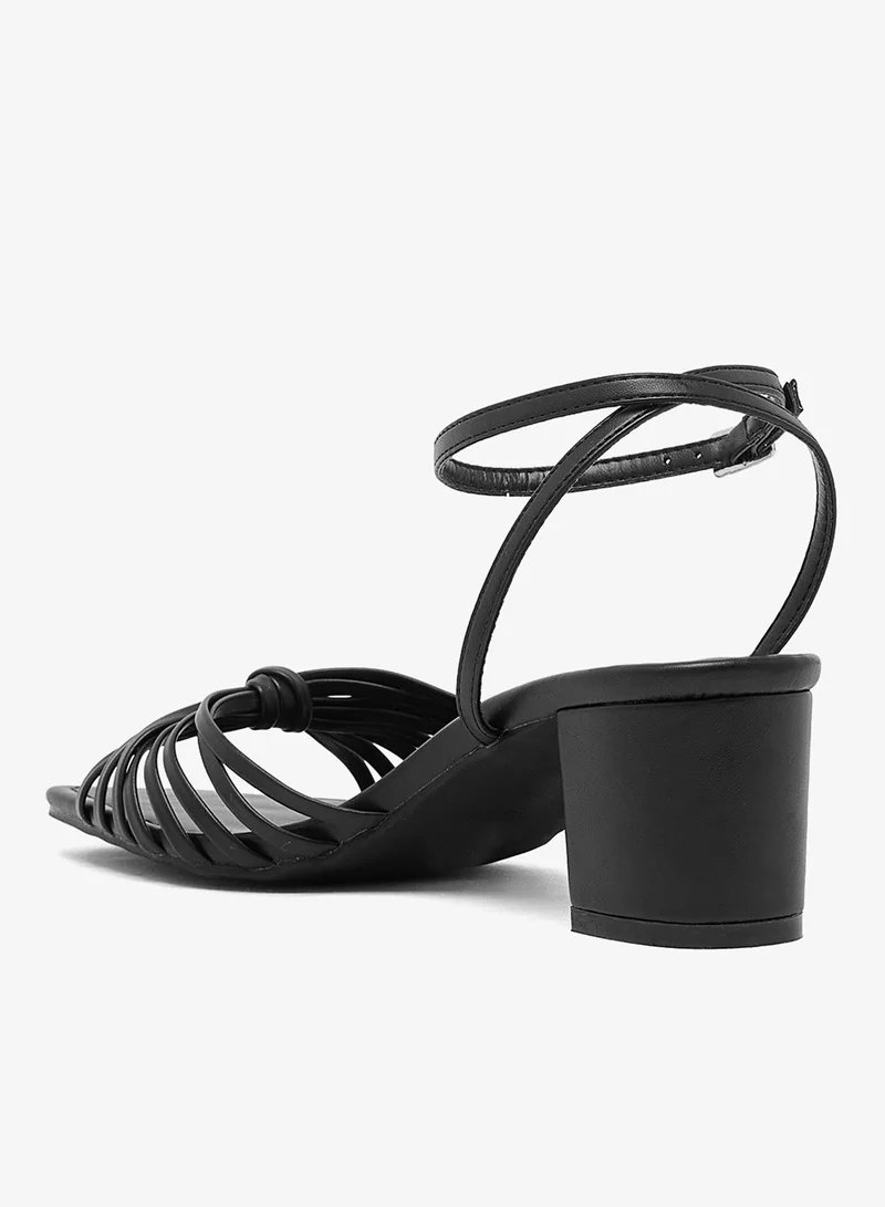 ايلا صندل بكعب عريض للسيدات