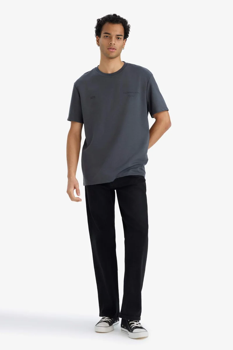 ديفاكتو Breathable Fabric Printed T-Shirt