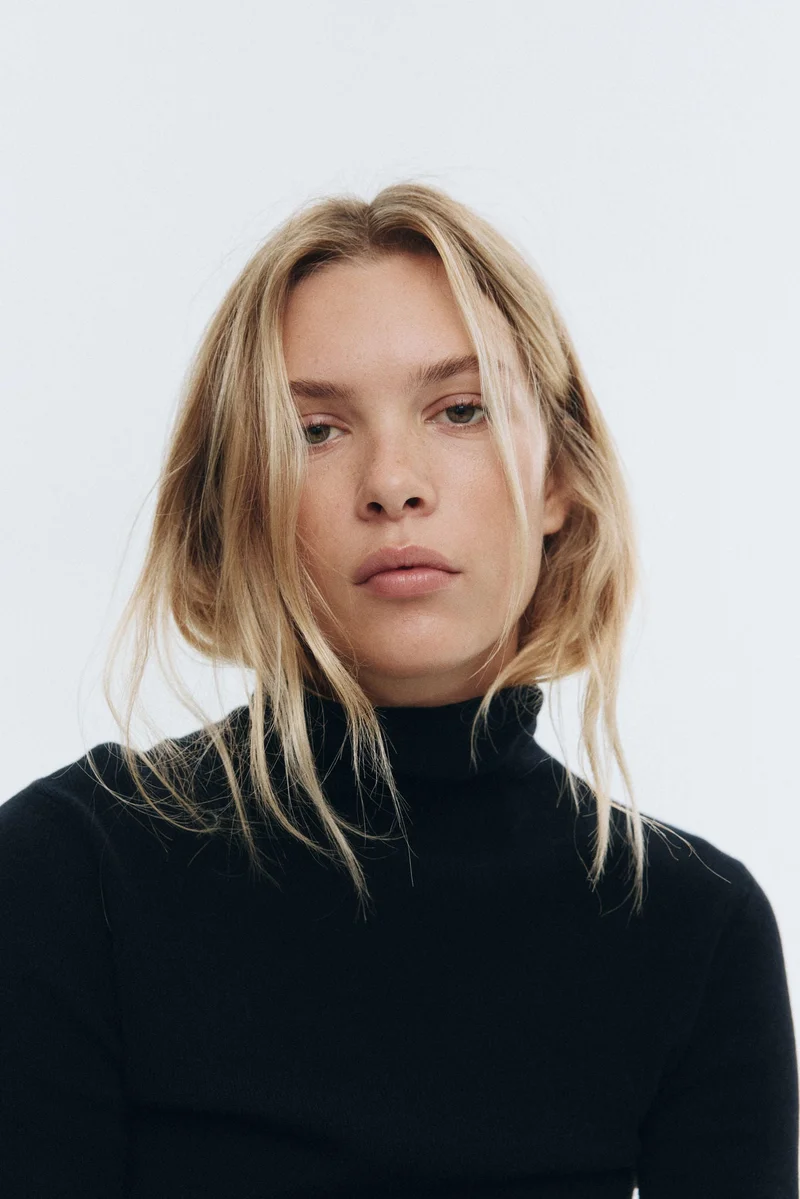 اتش اند ام كنزة بقبة بولو من مزيج الكشمير