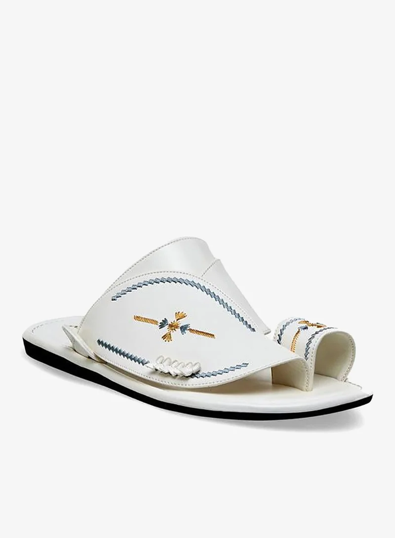 الواحة Men Embroidered Arabic Sandals Ramadan Collection
