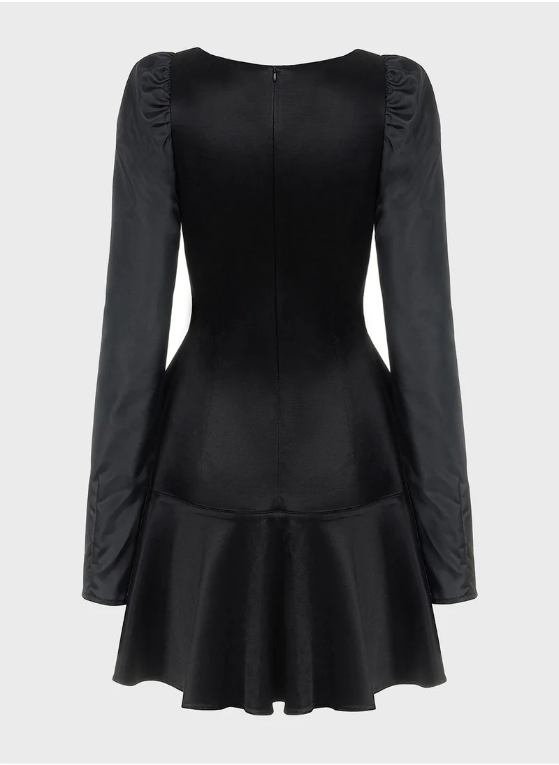 Nocturne Sweetheart Neck Puff Sleeve Dress