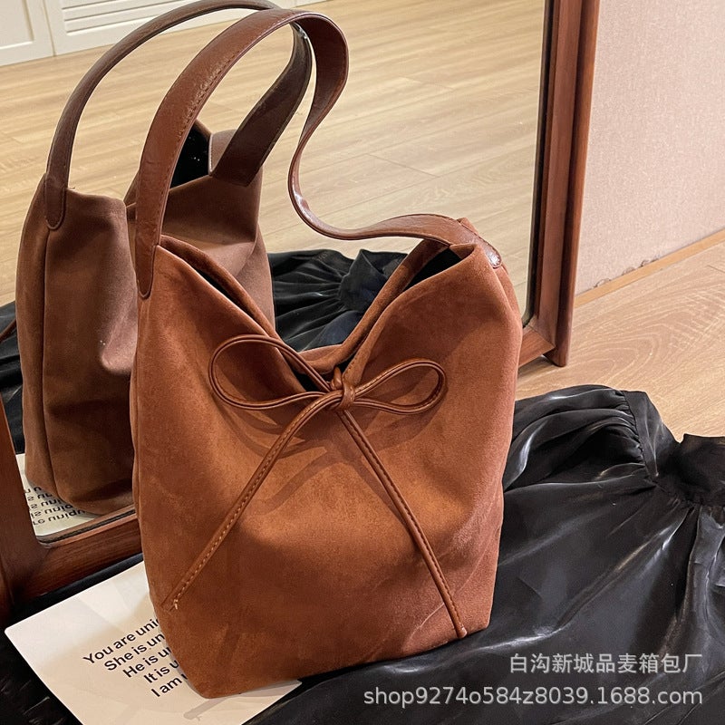 High-Quality Texture Factory Large Bags Women'S Commuter Tote Bag Large Capacity Suede Underarm Bag - Image 4
