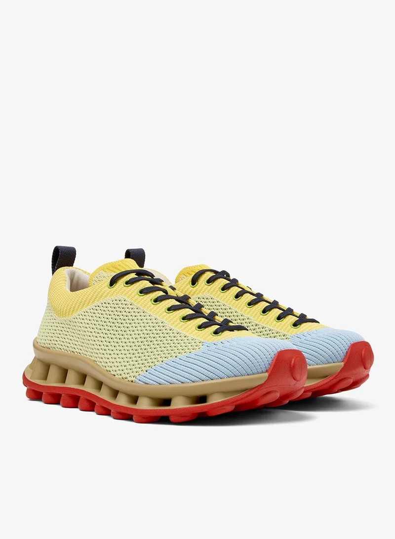 كامبر بلوتيسيما من سوني، حذاء رياضي نسائي، متعدد الألوان