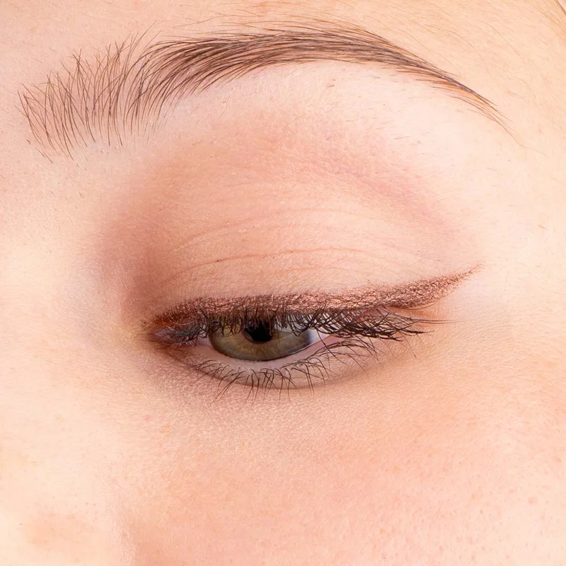 LA CRIQUE LIQUID EYESHADOW & HIGHLIGHTER 8ML 05 SPICY CHOCOL