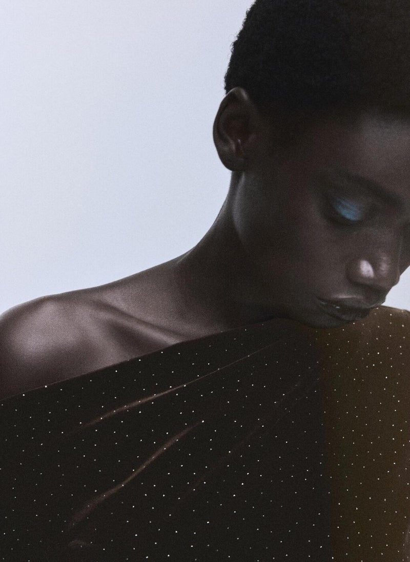 مانجو فستان مخملي غير متماثل بتفاصيل لامعة - Image 3