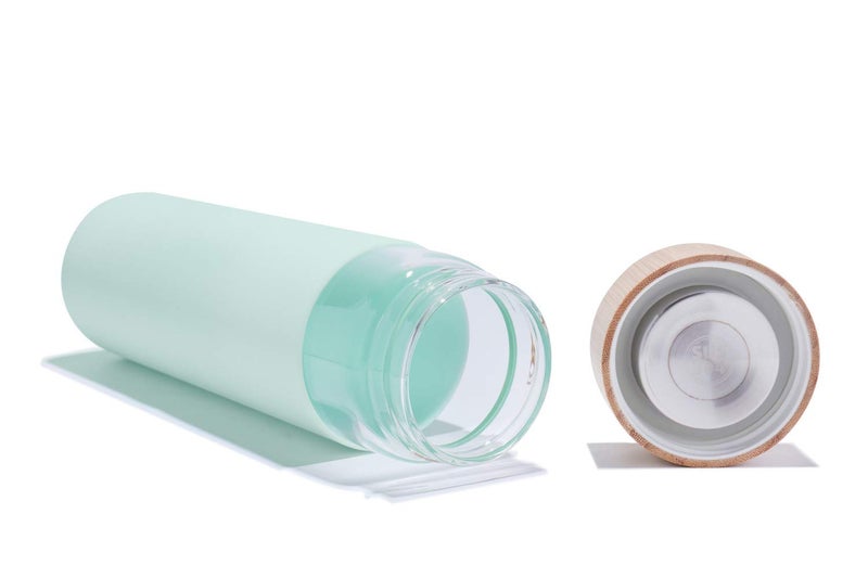 Yomious 20 Oz Borosilicate Glass Water Bottles with Silicone Sleeve BPA Free, Dishwasher Safe - Reusable Clear Glass Drinking with Leak Proof Bamboo Lid | Perfect Gym Water Bottles for Men & Women - Image 4