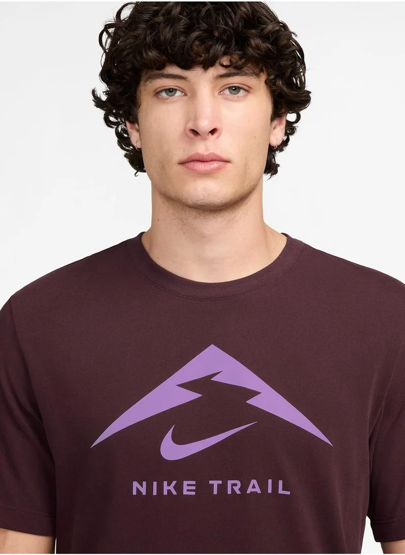 نايكي Dri-Fit Trail Logo T-Shirt