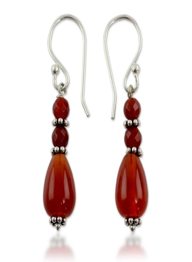 نوفيكا أقراط نوفيكا متدلية من العقيق الأحمر، مصنوعة يدوياً، من الفضة الإسترليني، مرصعة بخرز أحمر، حجر بخت هندي [1.5 بوصة طول × 0.3 بوصة عرض × 0.3 بوصة عمق] "جايبور النابضة بالحياة" - Image 1