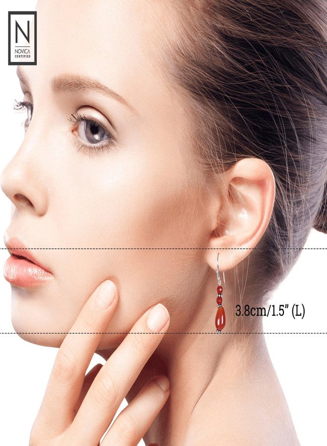 نوفيكا أقراط نوفيكا متدلية من العقيق الأحمر، مصنوعة يدوياً، من الفضة الإسترليني، مرصعة بخرز أحمر، حجر بخت هندي [1.5 بوصة طول × 0.3 بوصة عرض × 0.3 بوصة عمق] "جايبور النابضة بالحياة" - Image 3