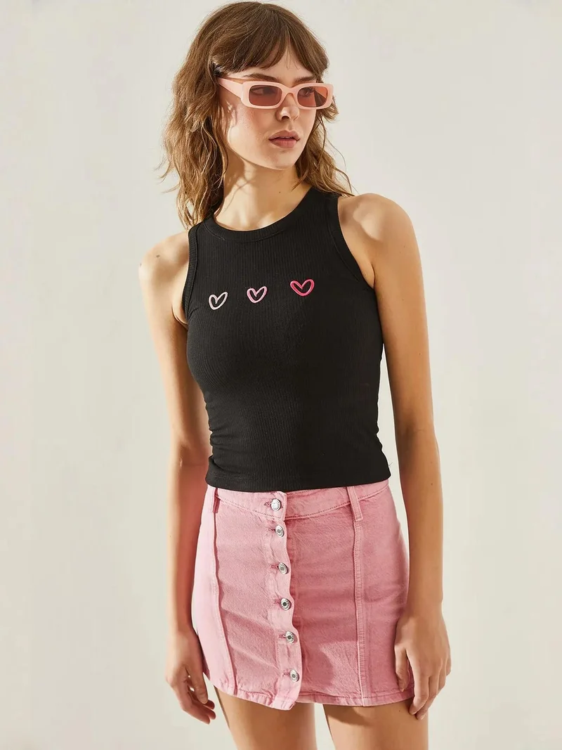 بيانكو لوتشي تي شيرت قصير بقصة ضيقة مطرز من لوكسي