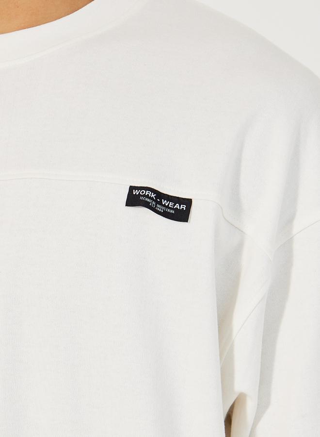 Styli Label Detail Round Neck Boxy T-Shirt  - Image 3