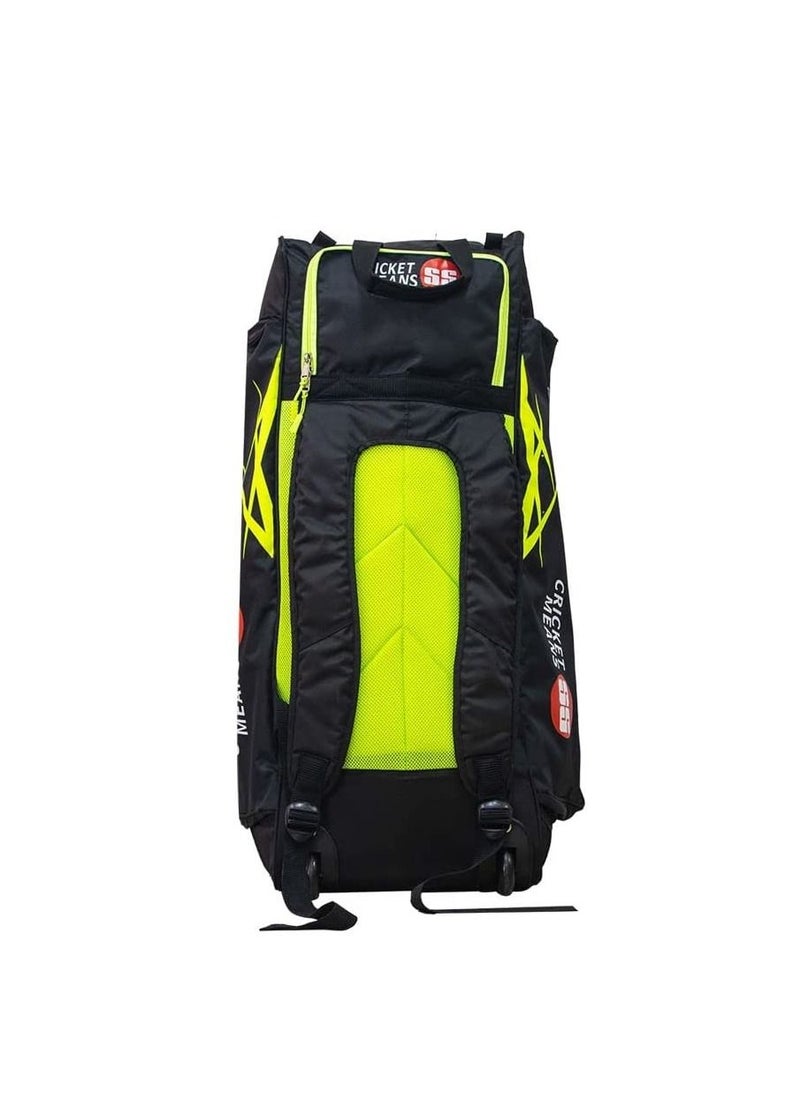 SS Stunner Duffle Cricket Kit Bag With Wheels  - Image 2