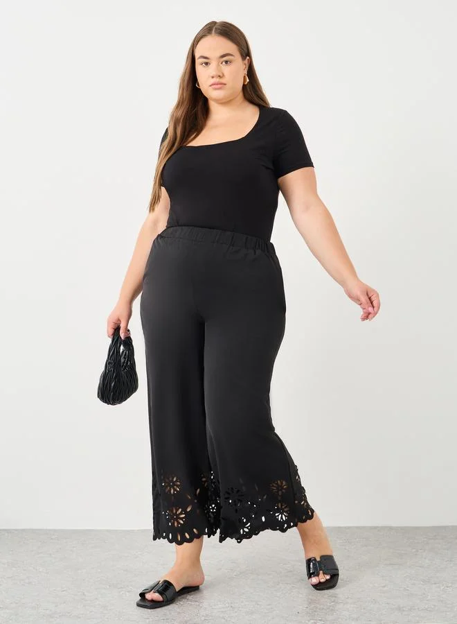 Styli Styli Plus Wide Leg Pants with Cut-Out Hem
