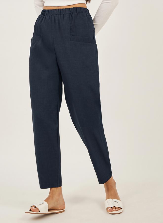 Styli Solid Cropped Tapered Fit Pants with Baggy Pockets - Image 2