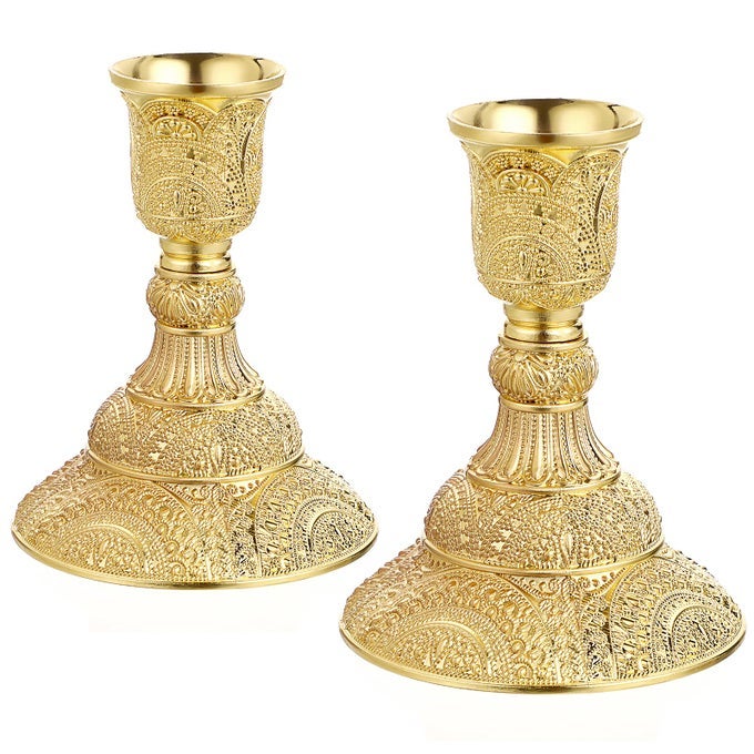 2PCS BRASS TAPER CANDLE HOLDERS CANDLE STICK HOLDERS SET VINTAGE METAL PILLAR CANDLESTICK HOLDERS 4H ELEGANT CANDLE STAND CANDELABRA FOR DINING TABLE CENTERPIECES WEDDING HOME DECORATION GOLD