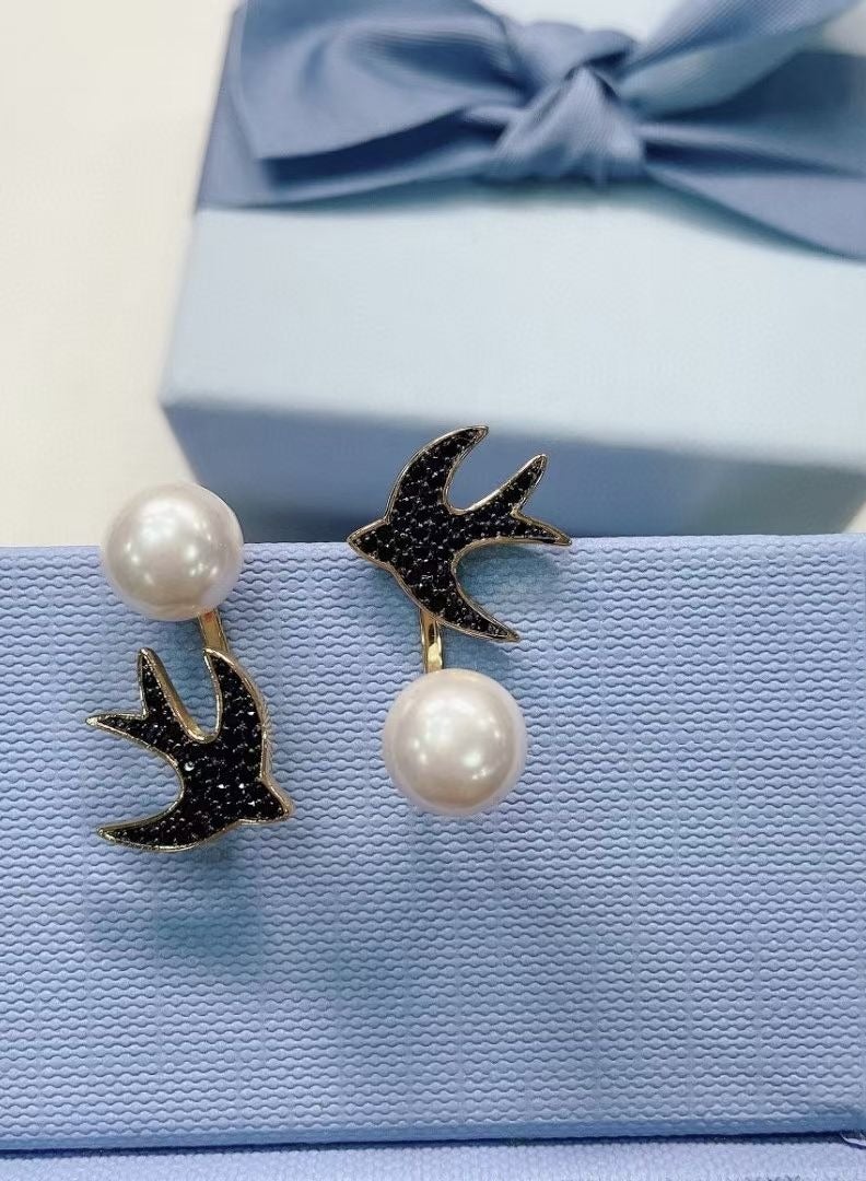 HEFANG Light Luxury Personalized Garden Series Swallow Pearl Earrings  - Image 1