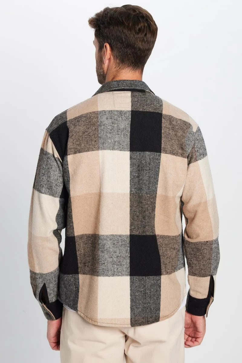 Tudors Men's Relax Fit Casual Cut Lumberjack Collar Double Pocket Flap Checkered Winter Shirt