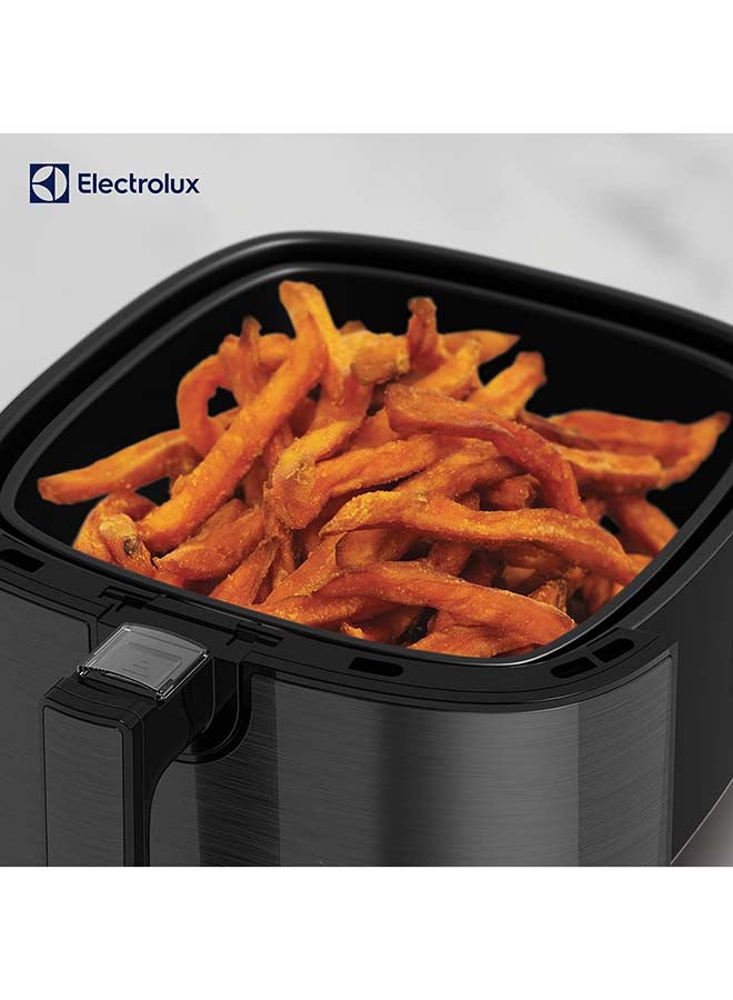 Electrolux Air Fryer With Timer And Temperature Control For Frying Without Oil, Roasting, Grilling And Baking, Rapid Hot Air Technology, Dishwasher Safe Detachable Basket For Easy Cleaning 5 L 1750 W E6AF1-520K Black - Image 4