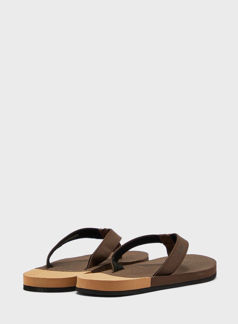 indosole Casual Flip Flop - Image 3