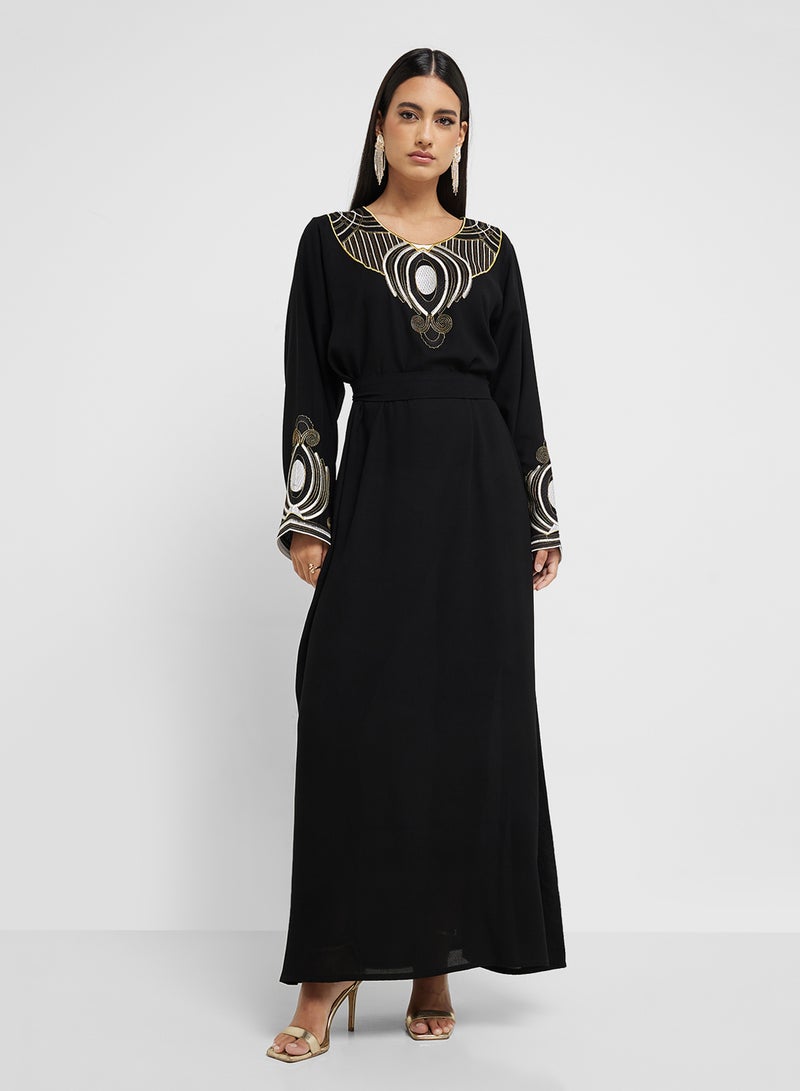 hayas closet Crew Neck Embroidered Sleeve Abaya  - Image 4