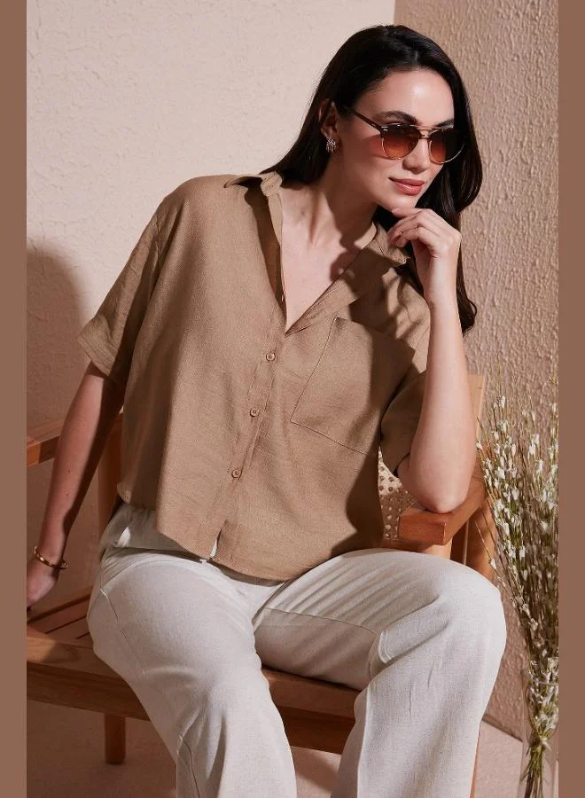 ليلا قميص نسائي بأكمام قصيرة بجيوب صدرية بقصة عادية
