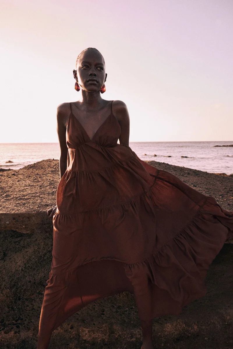 اتش اند ام Tiered maxi dress