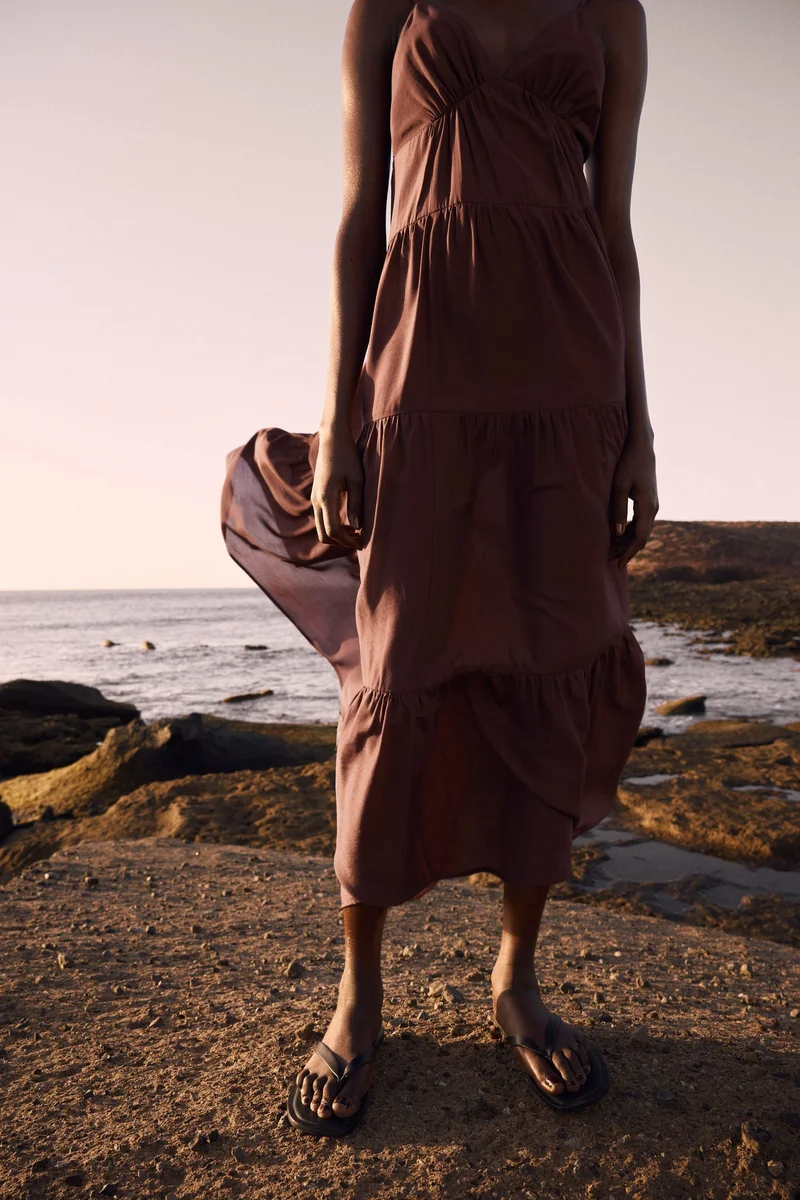 اتش اند ام Tiered maxi dress