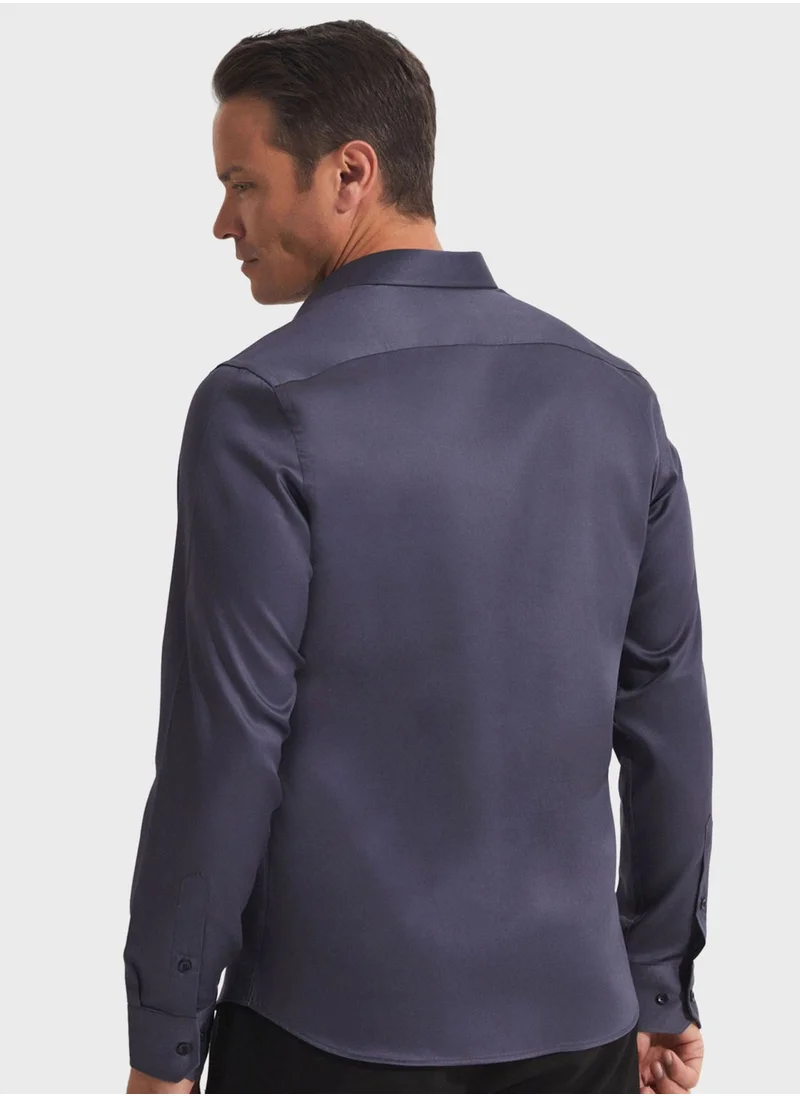 JUNE Essential  Slim Fit Shirt