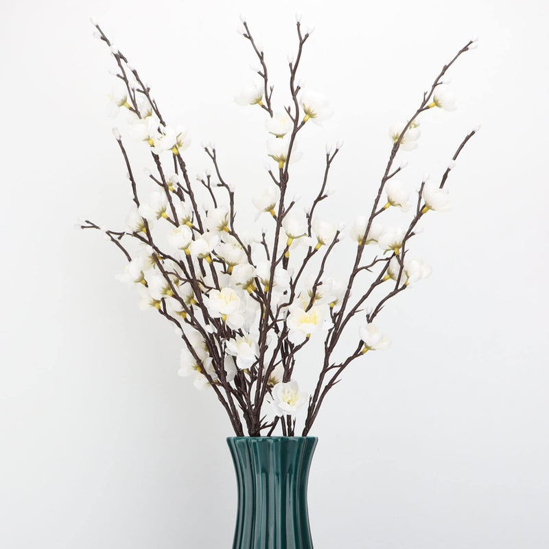 LGEGE زهور بلاستيكية بيضاء من لجيجي 6 قطع زهور مزيفة من قماش الحرير لمحاكاة باقة زهور لتزيين المنزل والمطبخ والمكتب والفندق وترتيبات الزهور لمراكز الطاولات