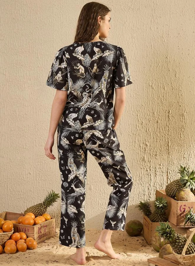 sanskrutihomes Sanskrutihomes Black All-Over Print Short Sleeve Cotton Top and Pyjama Set