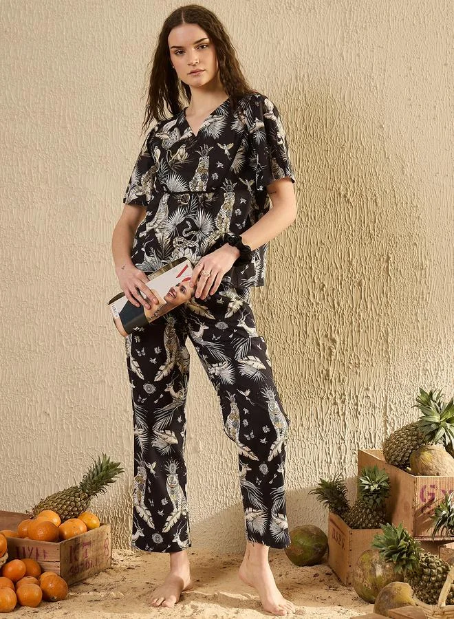 sanskrutihomes Sanskrutihomes Black All-Over Print Short Sleeve Cotton Top and Pyjama Set